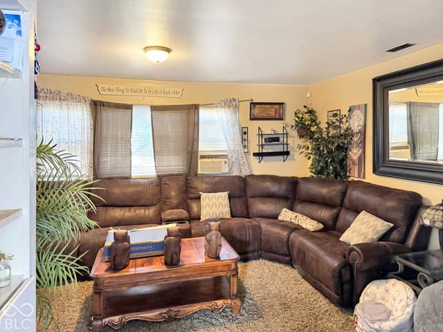 2349 N Kenyon Street, Indianapolis, IN 46219, photo 3 of 21
