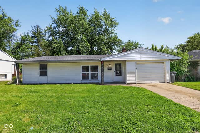 3645 Ireland Drive, Indianapolis, IN 46235, photo 4 of 30