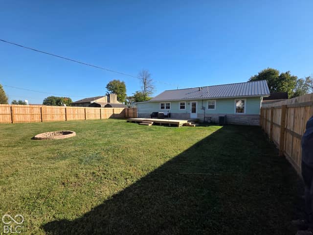 404 W Mulberry Street, Westport, IN 47283, photo 5 of 18