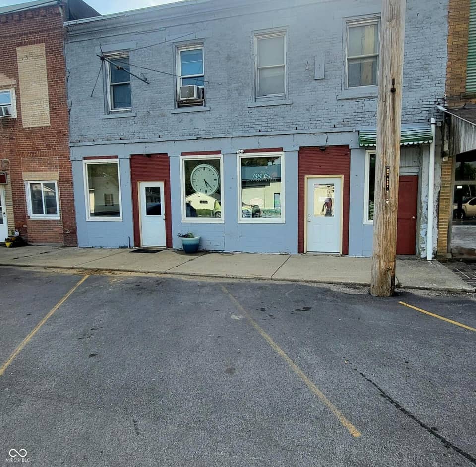 111 S Jackson Street, Perrysville