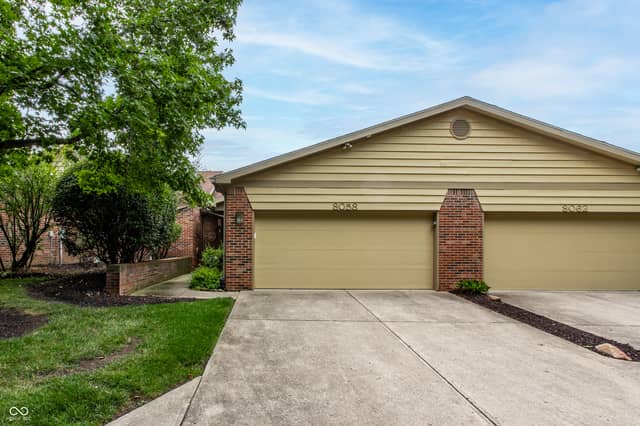 8058 Shoreridge Terrace, Indianapolis, IN 46236, photo 3 of 39