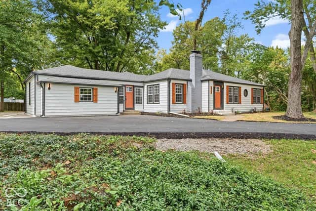 5924 Allisonville, Indianapolis, IN 46220, photo 4 of 109