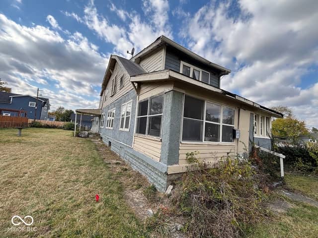 2420 Bond Street, Indianapolis, IN 46208, photo 3 of 9
