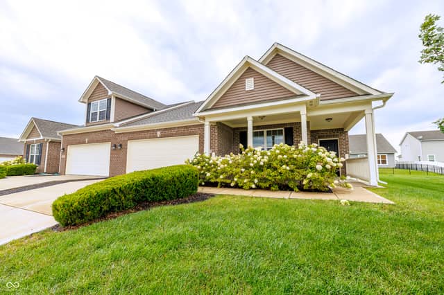 8630 Twain Lane, Indianapolis, IN 46239, photo 3 of 70