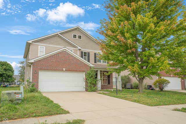 272 Brookview Drive, Brownsburg, IN 46112, photo 3 of 35