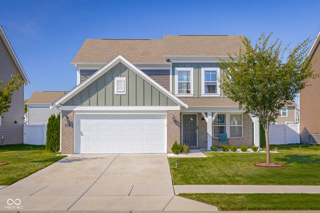8142 Lythrium Way, Plainfield, IN 46168, photo 4 of 43