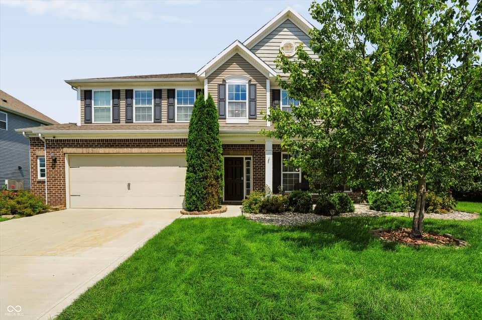 8726 Hornady Drive, Indianapolis