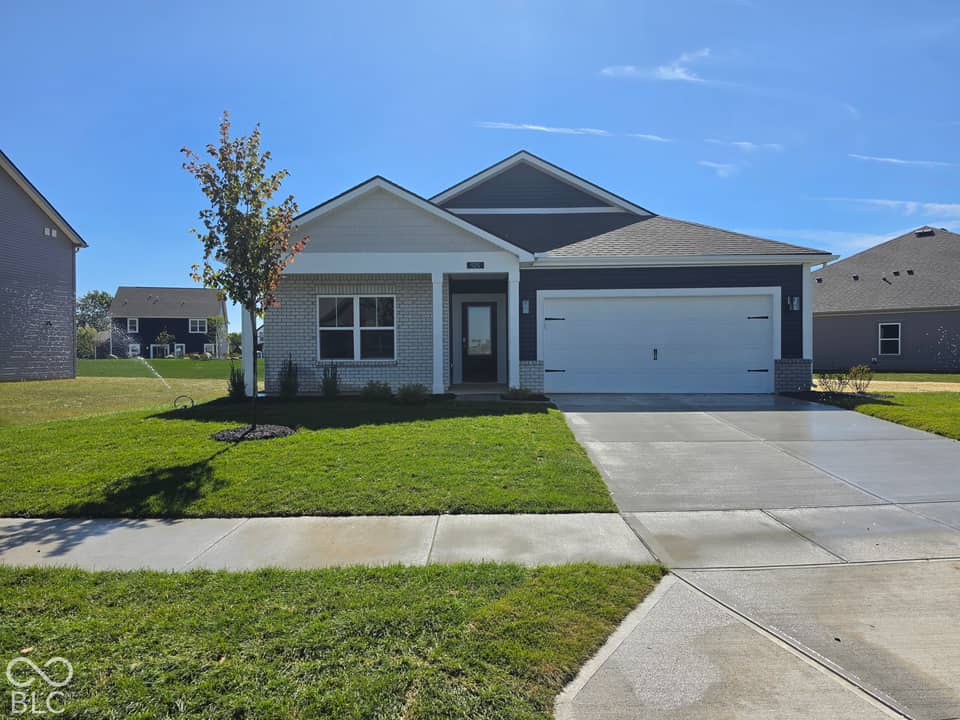 925 Angilee Way, Lebanon