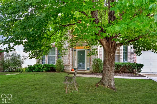 15996 Arbor Grove Boulevard, Noblesville, IN 46060, photo 2 of 34