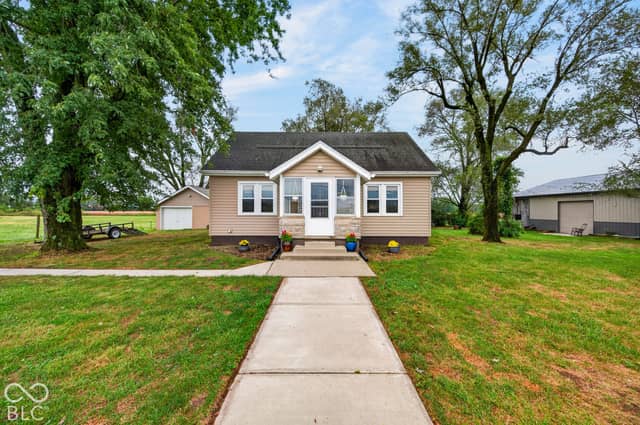 7303 E 400 S, Columbus, IN 47203, photo 5 of 111