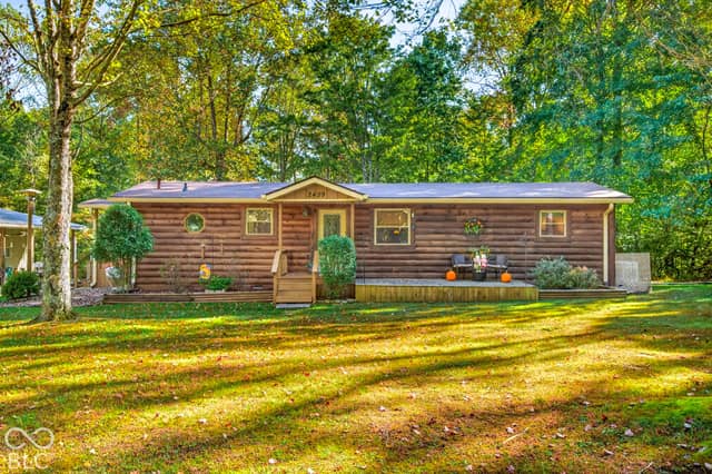 2459 Amy Lane, Nashville, IN 47448, photo 5 of 121