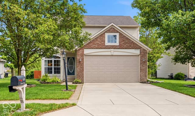 10593 Sienna Drive, Noblesville, IN 46060, photo 2 of 30