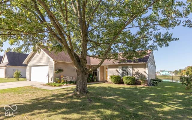 552 Nicole Boulevard, Avon, IN 46123, photo 3 of 17
