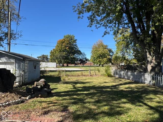1507 Southside, Crawfordsville, IN 47933, photo 4 of 12