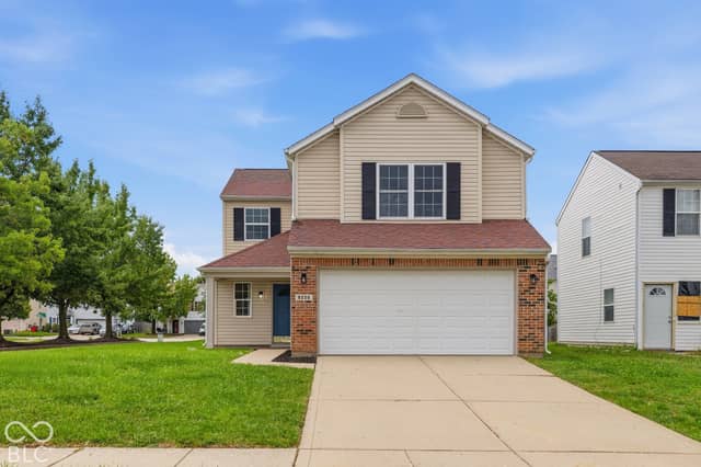 9220 Allegro Drive, Indianapolis, IN 46231, photo 2 of 31