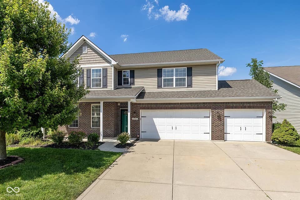 4304 Amesbury Place, Westfield