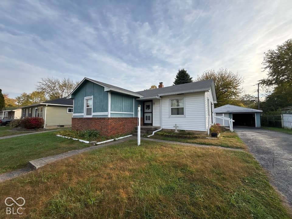 3431 Belmar, Indianapolis, IN 46226, photo 1 of 16