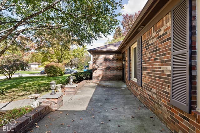 409 Bradock Court, Indianapolis, IN 46234, photo 5 of 38