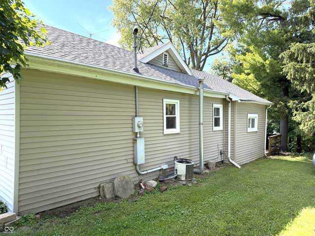 114 E Green Street, Waveland, IN 47989, photo 4 of 18