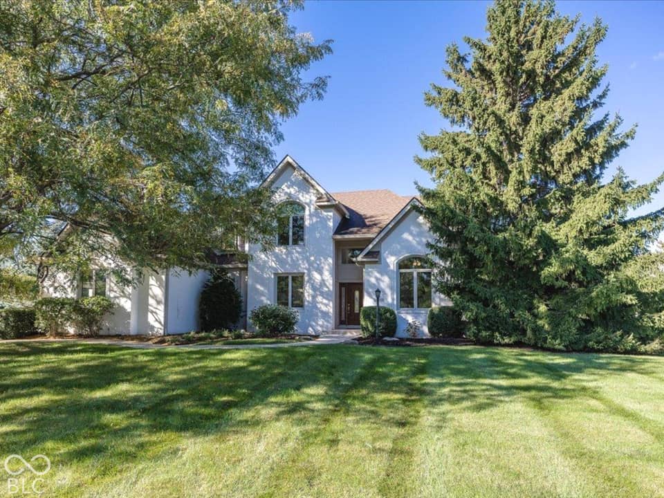11582 Sutton Place Drive E, Carmel, IN 46032, photo 1 of 35