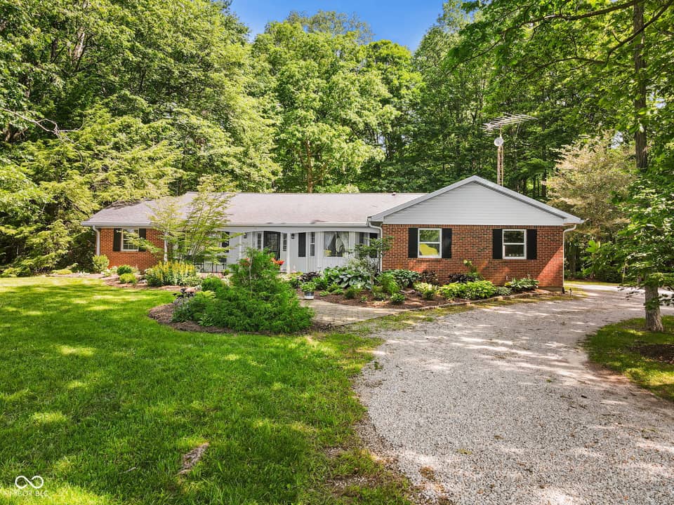 8568 E County Road 400 N, Greensburg