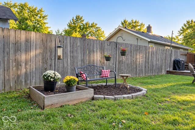 4952 Kingsley Drive, Indianapolis, IN 46205, photo 4 of 18
