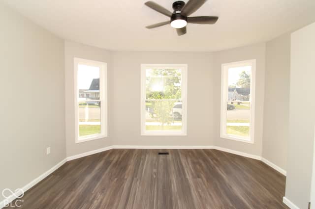 50 W Poplar Street, North Vernon, IN 47265, photo 5 of 19