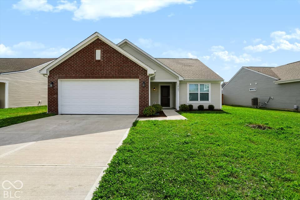 10101 Camp Creek Way, Indianapolis, IN 46229, photo 1 of 45