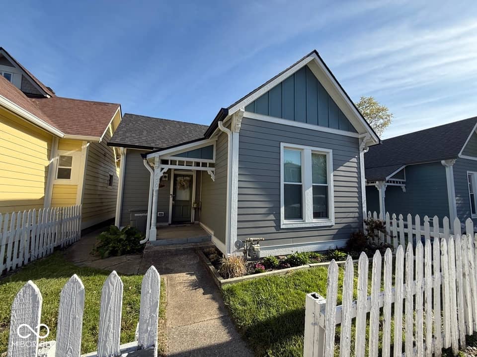 630 E McCarty Street, Indianapolis, IN 46203, photo 1 of 12
