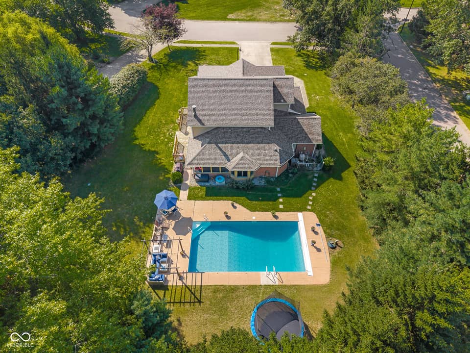 1001 Butternut Drive, Columbus, IN 47201, photo 1 of 64