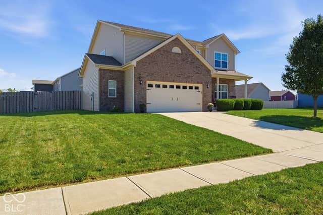 4811 Marshall Drive, Plainfield, IN 46168, photo 2 of 39