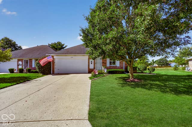 1278 Holiday Lane W, Brownsburg, IN 46112, photo 2 of 28
