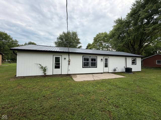 814 Earl Avenue, Middletown, IN 47356, photo 3 of 24