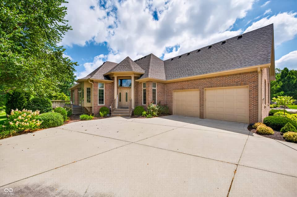 1514 Ashwood Court, Greenwood