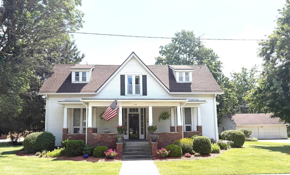 215 N College Street, Rockville