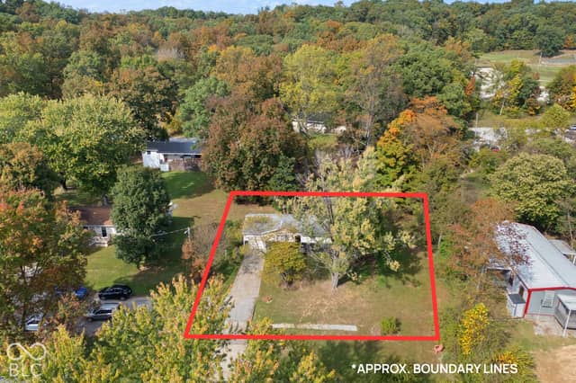 722 W A Street, Paoli, IN 47454, photo 4 of 44