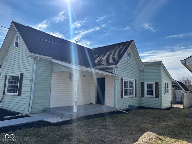 207 S Jackson Street, Frankton, IN 46044, photo 5 of 33