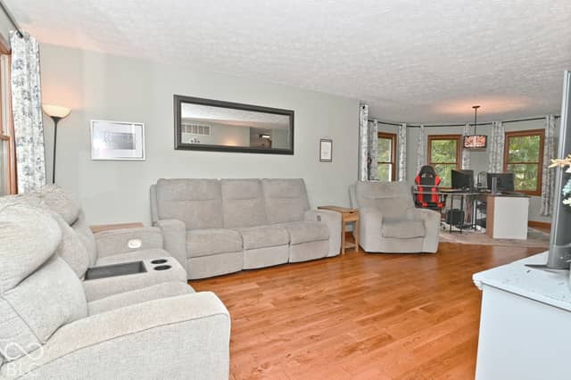 454 E County Road 550 S, Cloverdale, IN 46120, photo 4 of 42