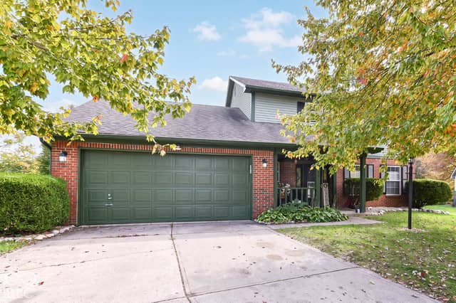 12423 High View Court, Indianapolis, IN 46236, photo 2 of 33