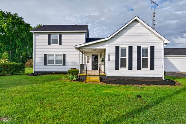 5365 E State Street E, Columbus, IN 47201, photo 3 of 90