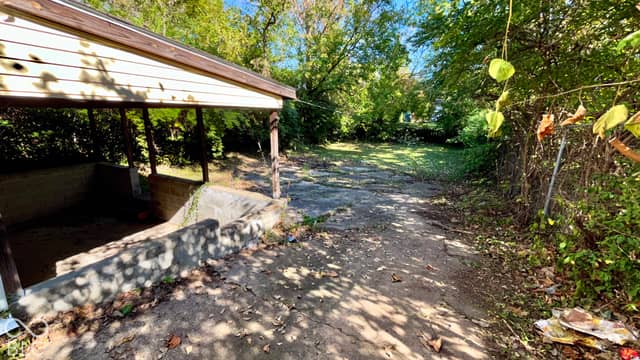 3537 N Gale Street, Indianapolis, IN 46218, photo 5 of 28