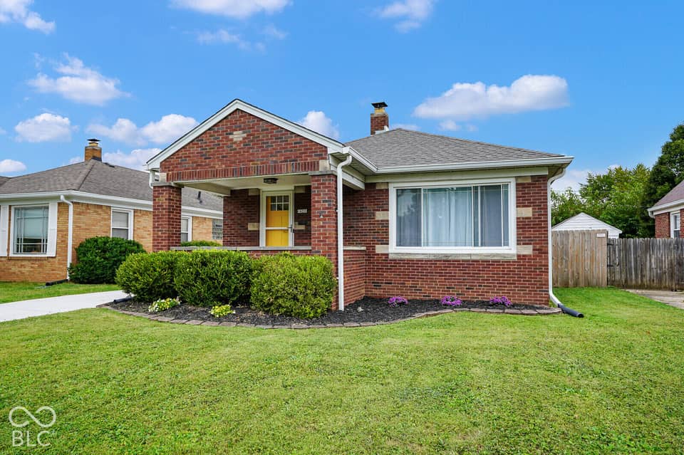 1426 N Butler Avenue, Indianapolis, IN 46219, photo 1 of 57