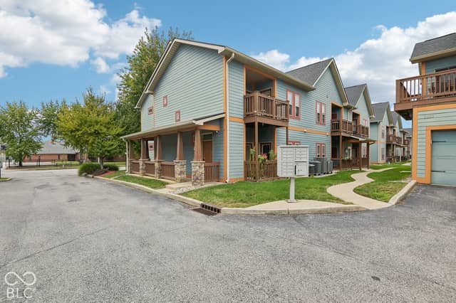 1623 N College Avenue #4, Indianapolis, IN 46202, photo 4 of 52