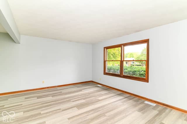 8129 Burn Court, Indianapolis, IN 46217, photo 5 of 37