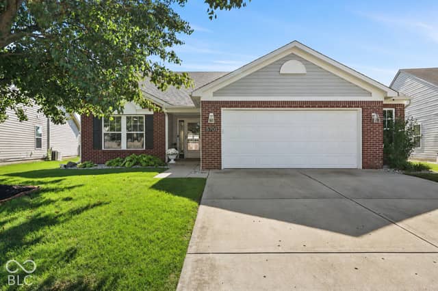 5701 Suffolk Drive, Plainfield, IN 46168, photo 2 of 23