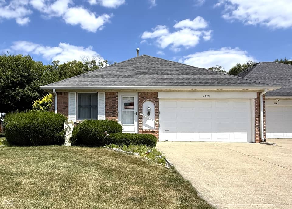 1339 Holiday E, Brownsburg