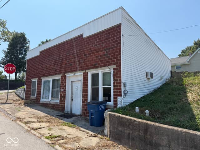 1731 K Street, Bedford, IN 47421, photo 4 of 14