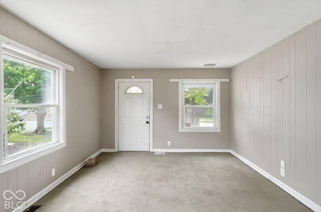 309 N 16th Avenue, Beech Grove, IN 46107, photo 5 of 18