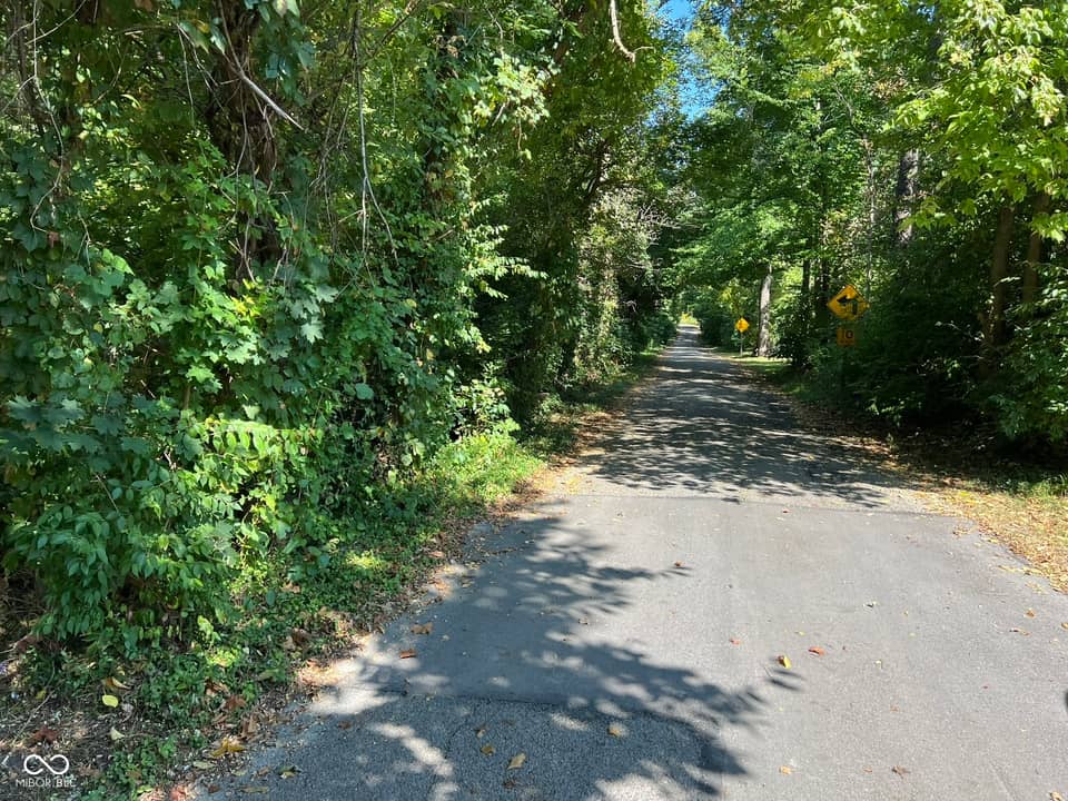 2913 Crooked Creek Parkway W, Indianapolis
