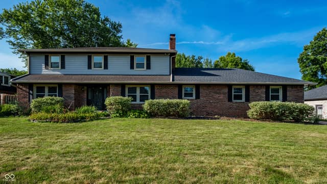 7313 Highburry Drive, Indianapolis, IN 46256, photo 4 of 48